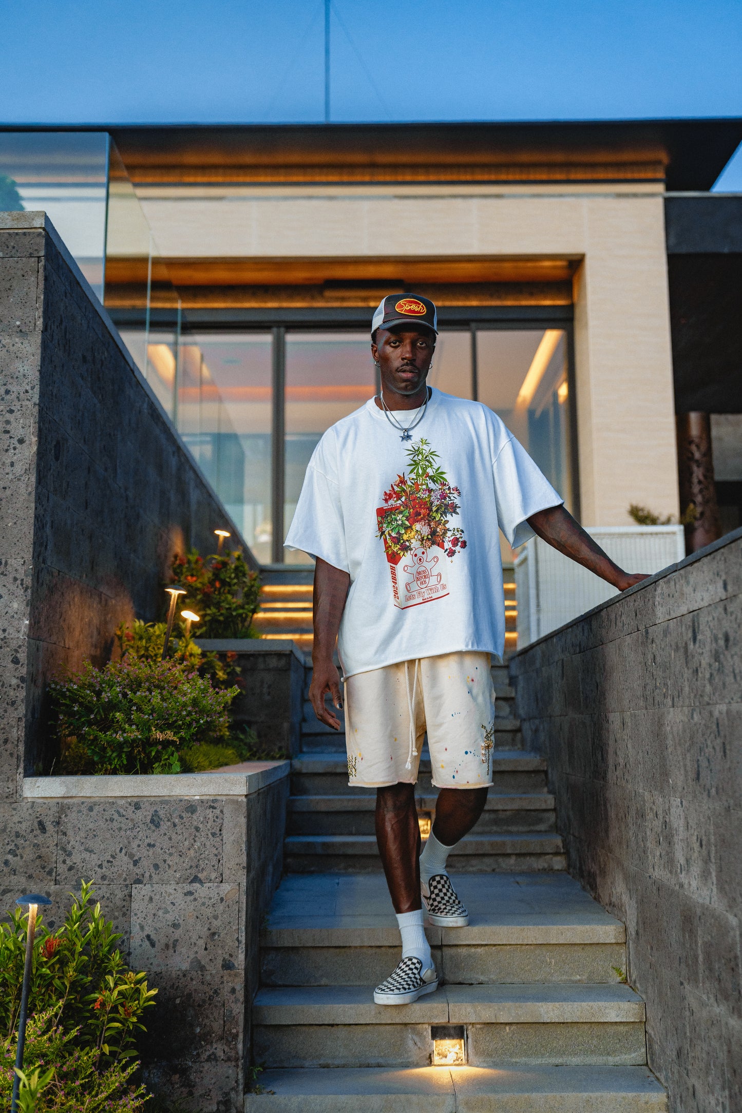 T-SHIRT WITH PRINT WEED