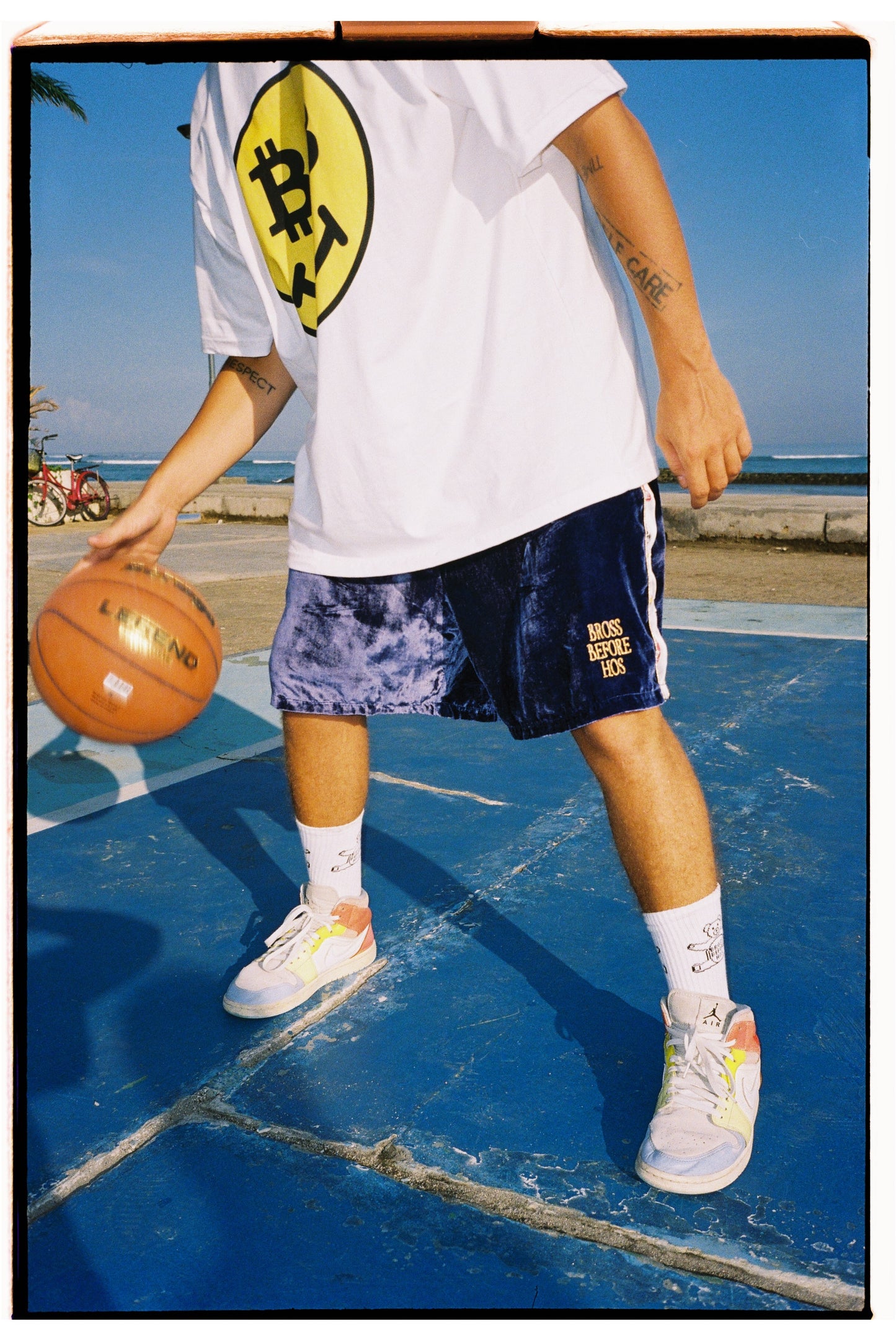 SILK VELVET TRACK SHORT