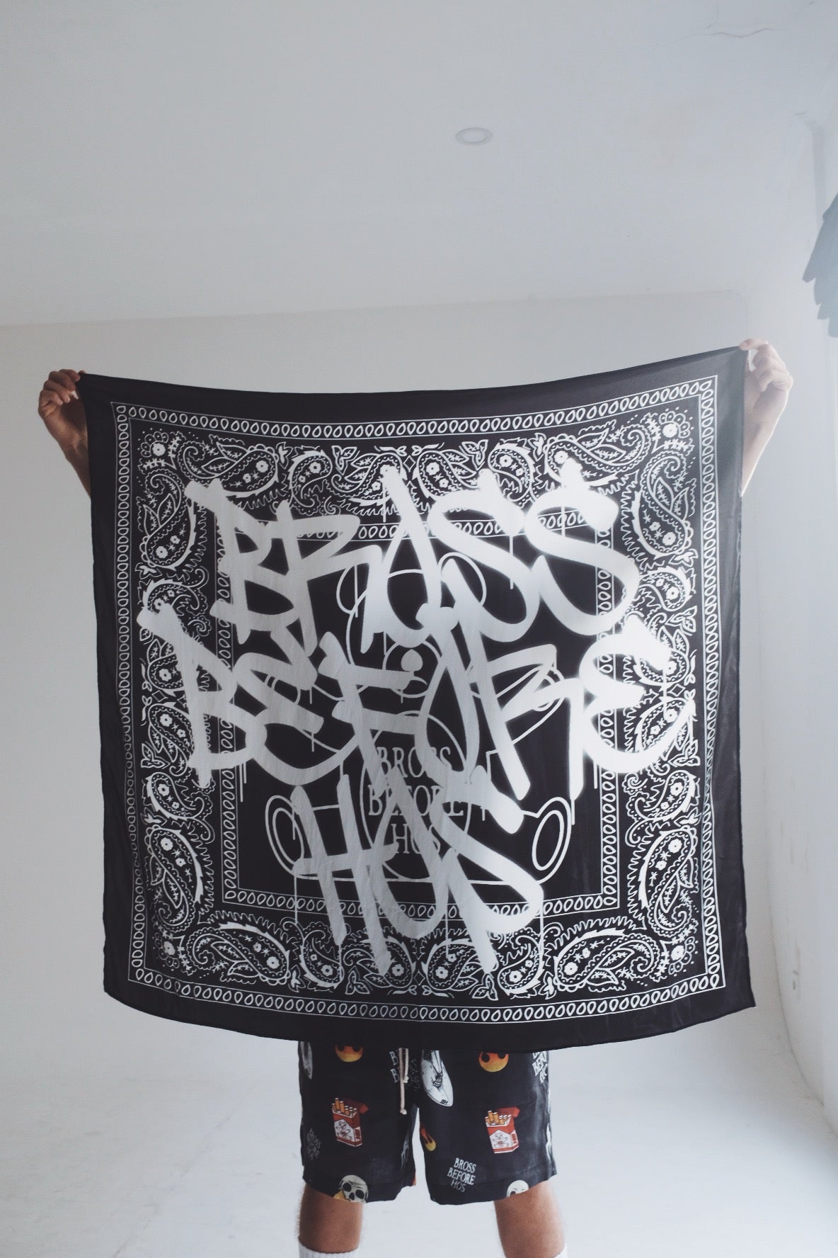 SILK SCARF - BROSS BEFORE HOS