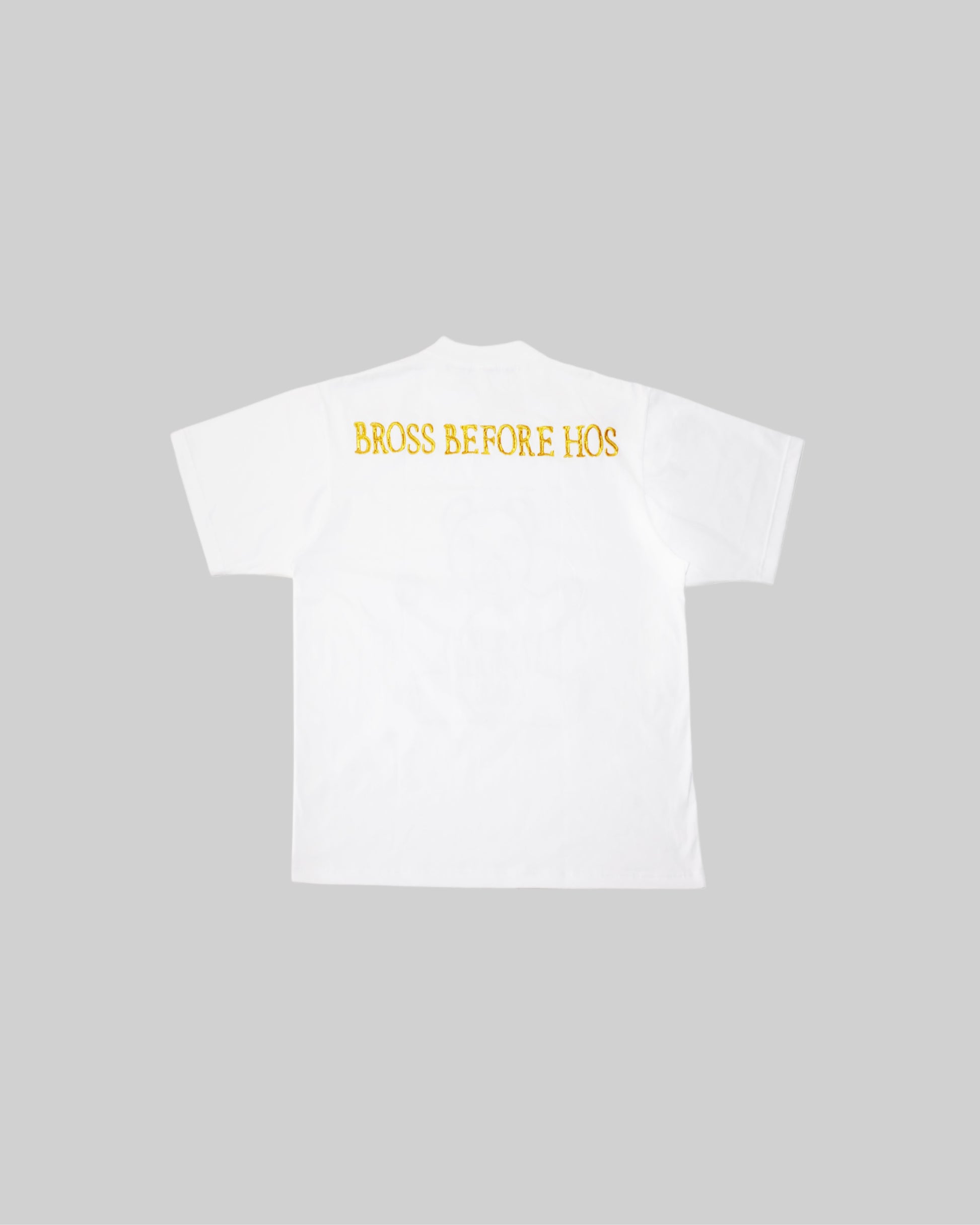 Cotton T-shirt with plant print from Bross Before Hos Boutique, featuring a casual fit and botanical design.