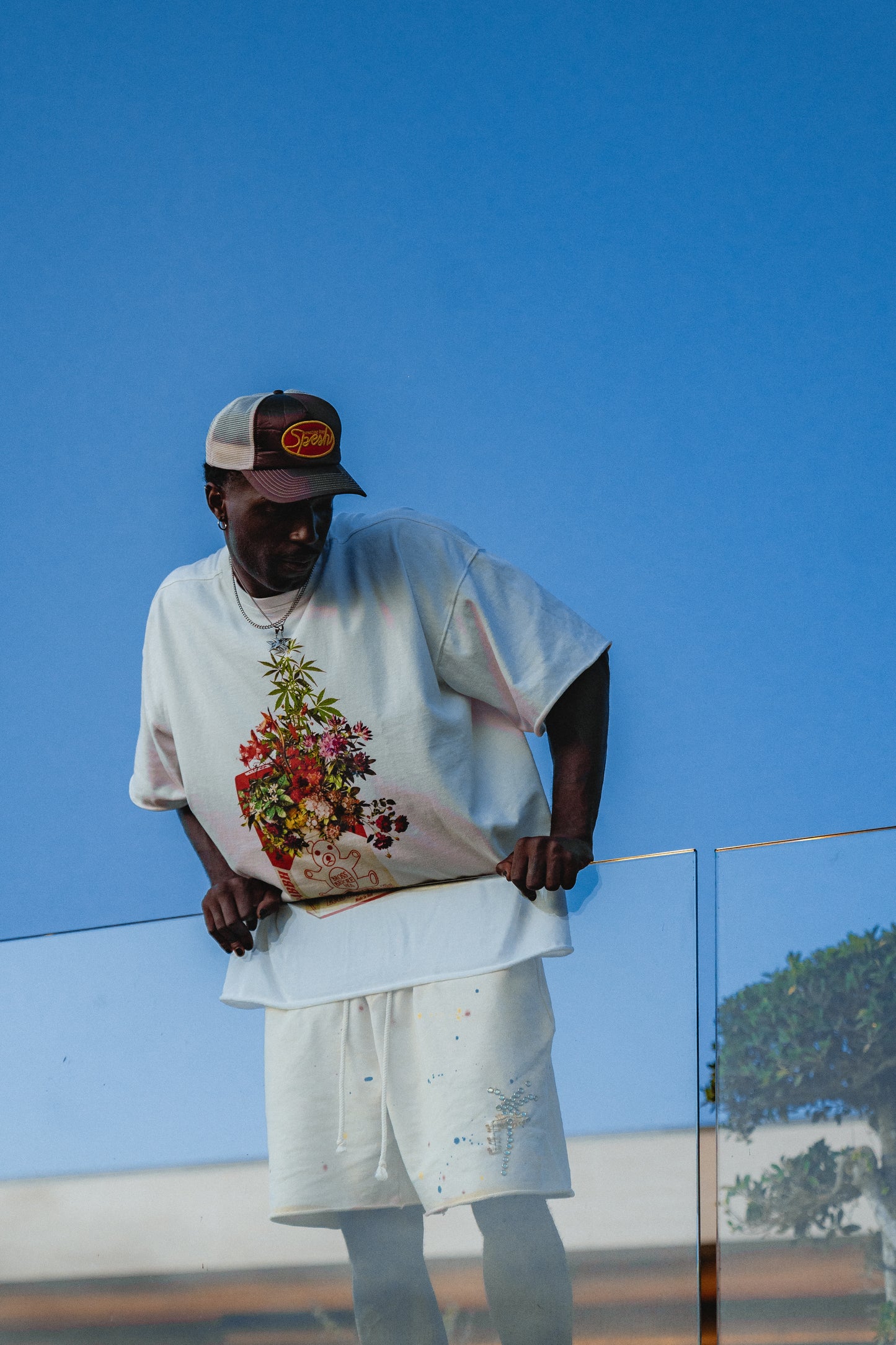 T-SHIRT WITH PRINT WEED