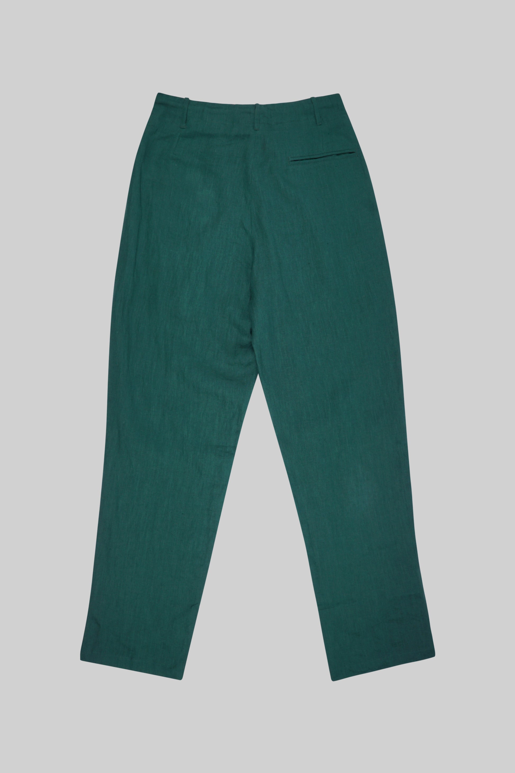 Light beige linen pants from Bross Before HOS Boutique, featuring a relaxed fit and casual style.