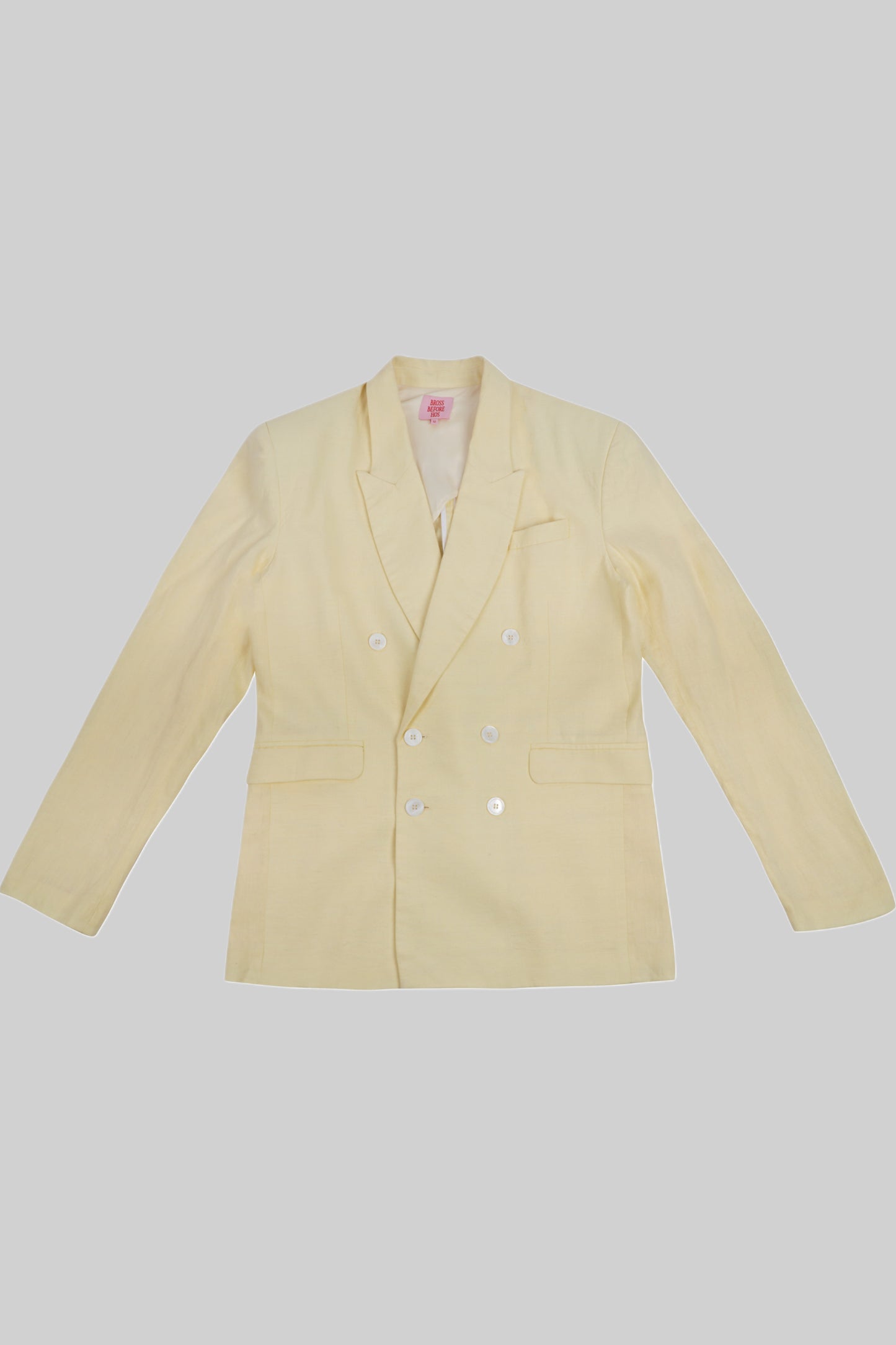 Light beige linen jacket with sun-pressed detail, stylish casual outerwear from Bross Before HOS Boutique.
