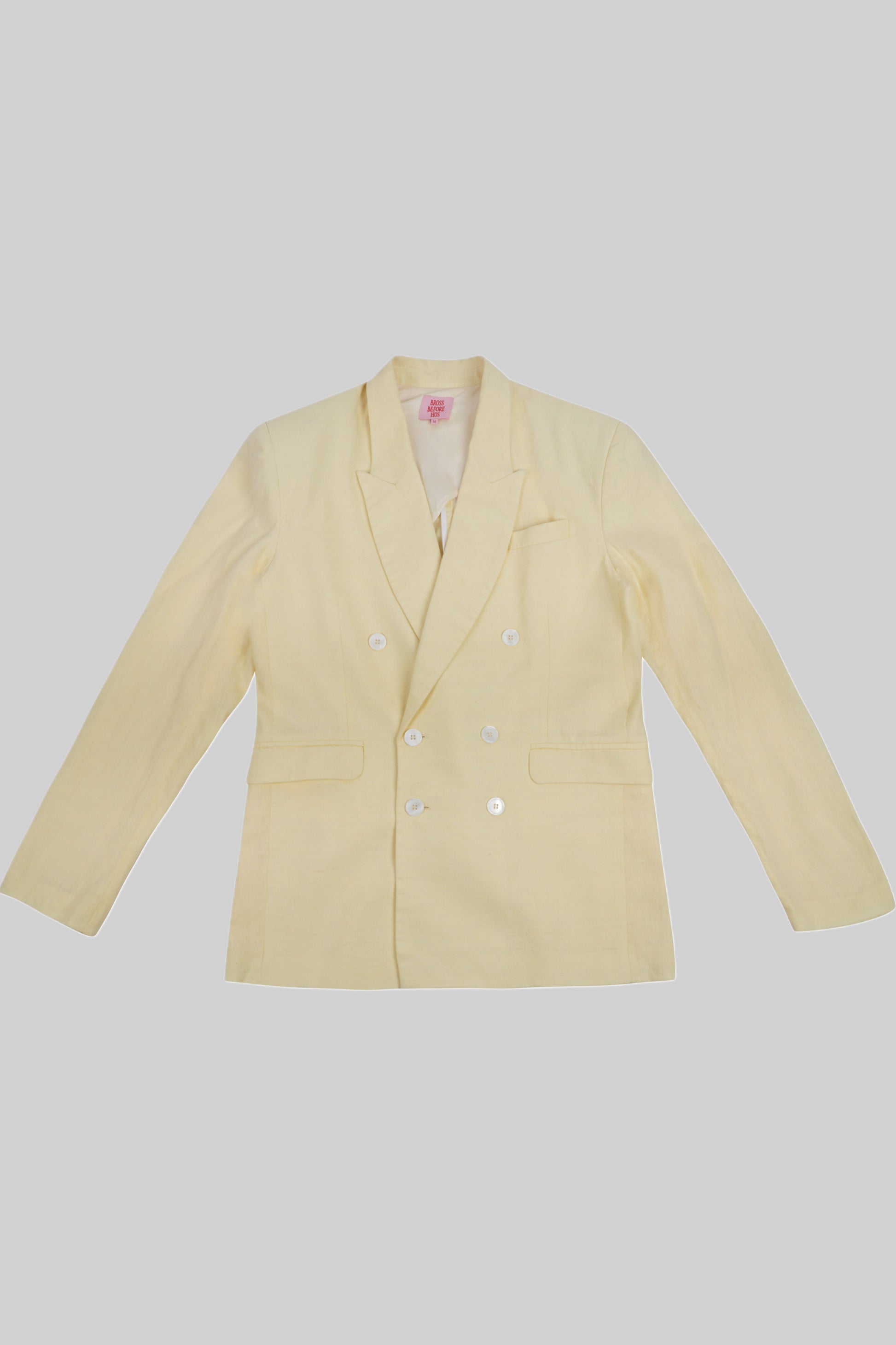 Light beige linen jacket with sun-pressed detail, stylish casual outerwear from Bross Before HOS Boutique.